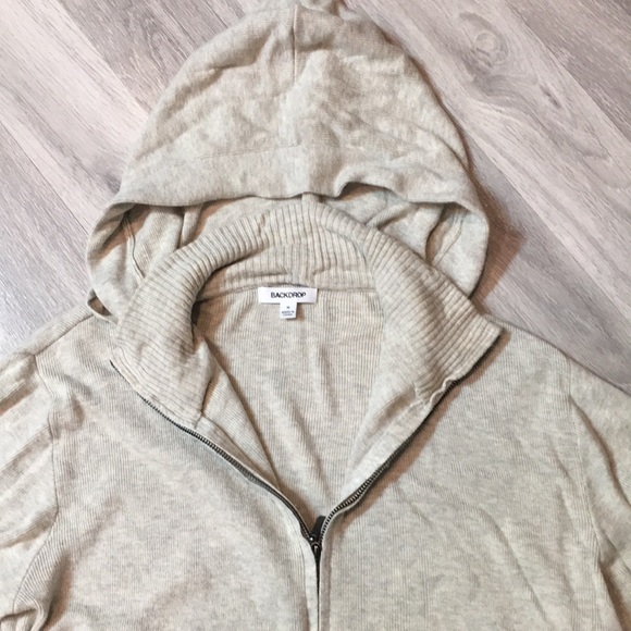 Backdrop Long Sweater - Picture 2 of 9